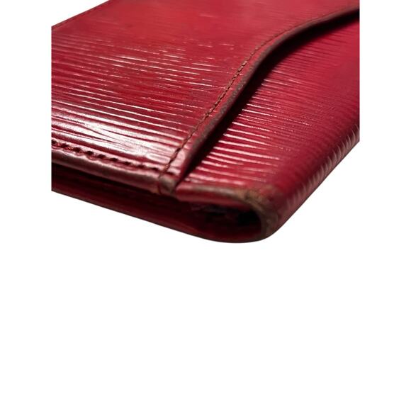 Louis Vuitton Epi Card Case Red Holder - Picture 13 of 16